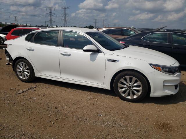 VIN 5XXGT4L34GG082732 2016 KIA Optima, LX no.4