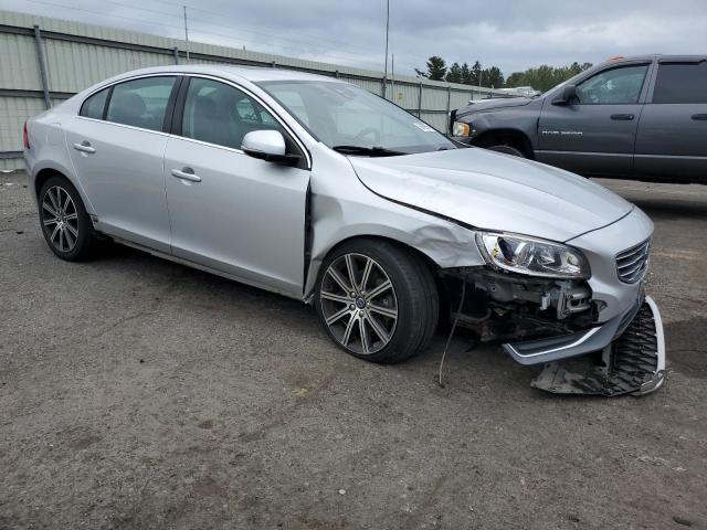 VIN LYV402TK4HB135877 2017 Volvo S60, Premier no.4