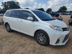 TOYOTA SIENNA XLE photo