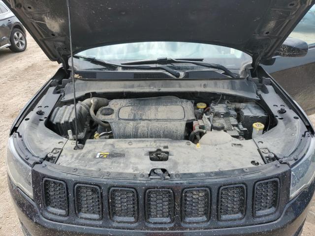 VIN 3C4NJDBB0JT458361 2018 Jeep Compass, Latitude no.12