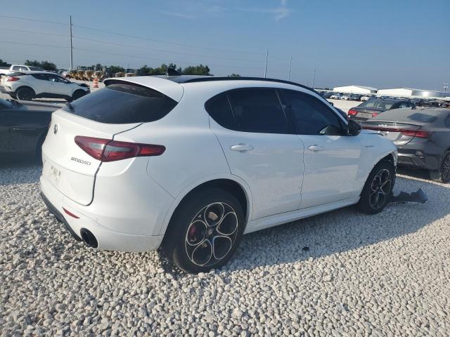 VIN ZASPAKBN0P7D49930 2023 Alfa Romeo Stelvio, TI no.3