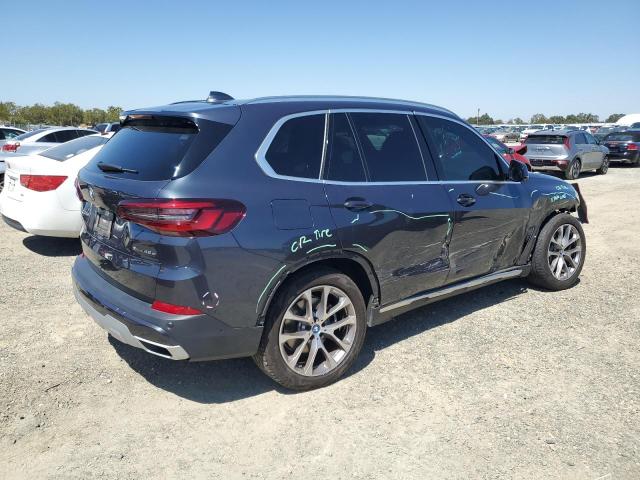 VIN 5UXTA6C02N9L30779 2022 BMW X5, Xdrive45E no.3