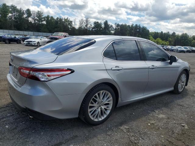 VIN 4T1B11HK5JU156350 2018 Toyota Camry, L no.3