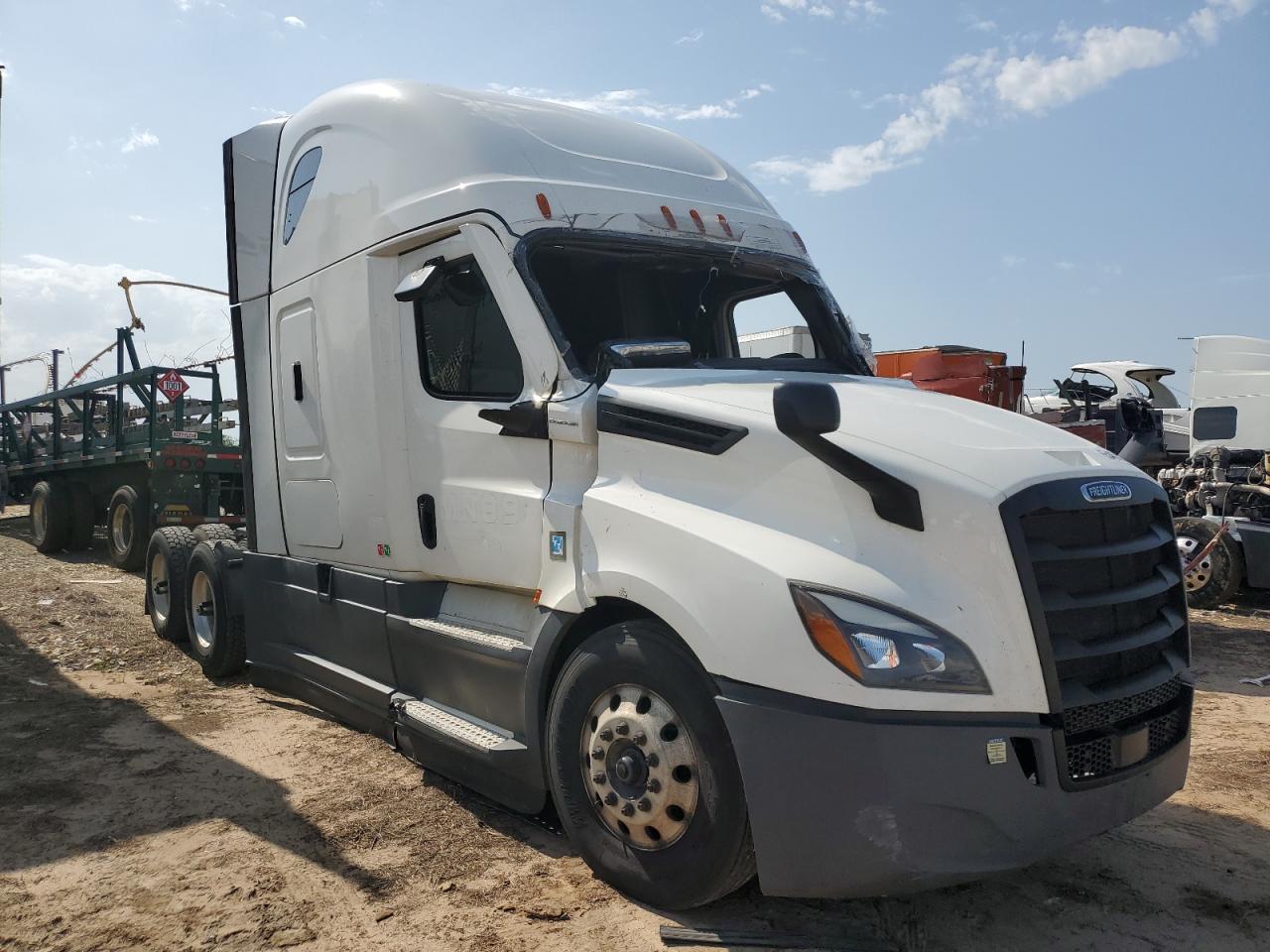 Freightliner Cascadia 2021 126" Sleepercab