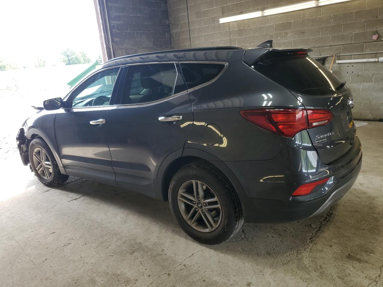 Lot #2842853669 2017 HYUNDAI SANTA FE S