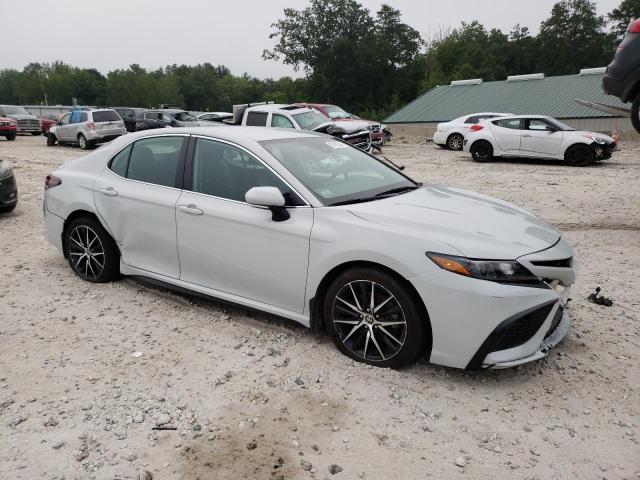 VIN 4T1G11BK3NU064187 2022 Toyota Camry, SE no.4