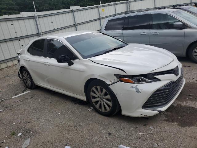 VIN 4T1B11HKXKU160461 2019 Toyota Camry, L no.4