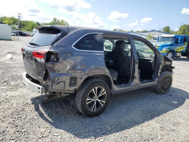 VIN 5TDBZRFH2KS942387 2019 Toyota Highlander, LE no.3