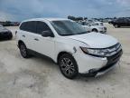 MITSUBISHI OUTLANDER photo