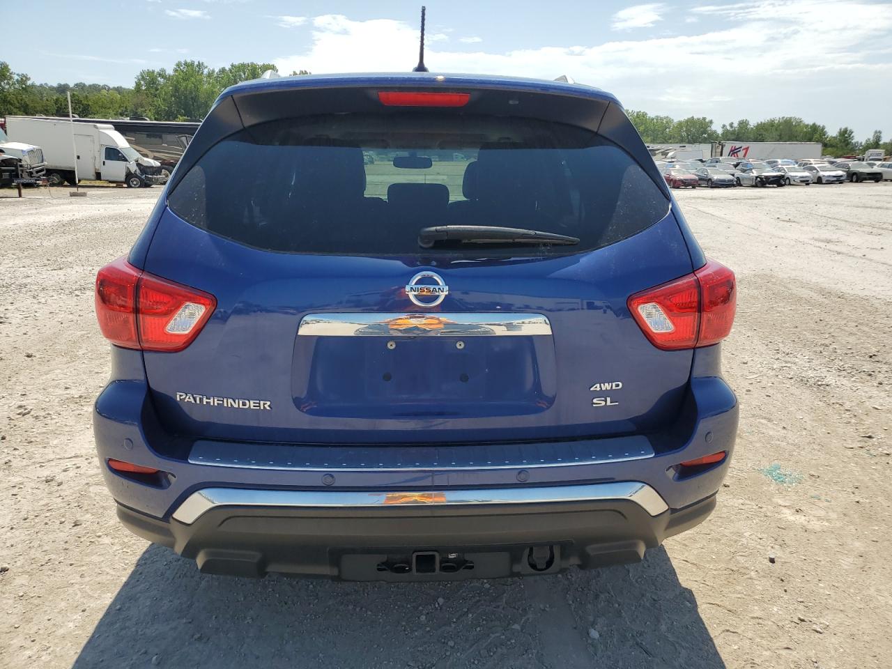 Lot #2824422428 2017 NISSAN PATHFINDER