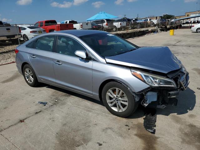 VIN 5NPE24AF9HH575402 2017 Hyundai Sonata, SE no.4