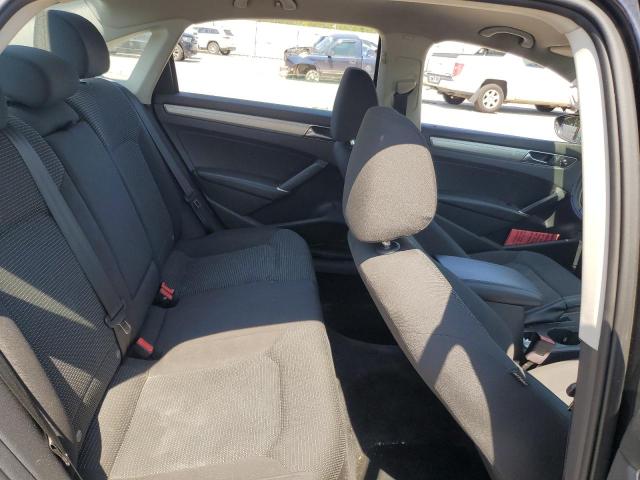 2017 VOLKSWAGEN PASSAT S - 1VWAT7A30HC041801