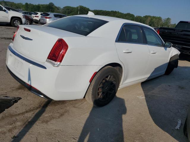 VIN 2C3CCAAG6FH820405 2015 Chrysler 300, Limited no.3