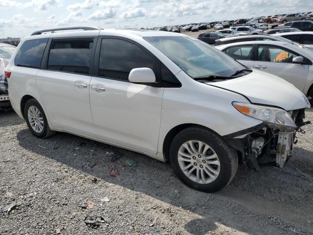2015 TOYOTA SIENNA XLE - 5TDYK3DC5FS610792