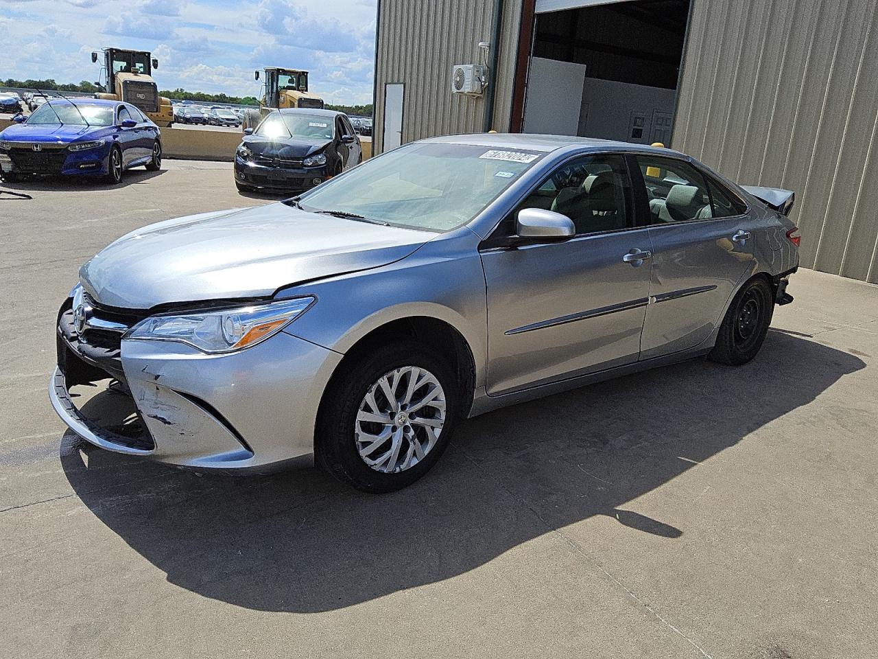 Lot #2928706874 2017 TOYOTA CAMRY LE