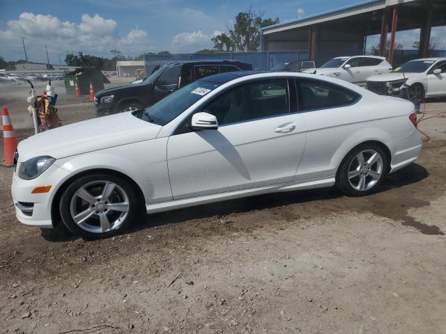 VIN WDDGJ4HB2FG374138 2015 Mercedes-Benz C-Class, 250 no.1