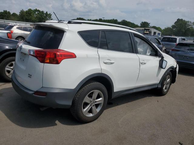 VIN 2T3RFREV4FW267693 2015 Toyota RAV4, Xle no.3