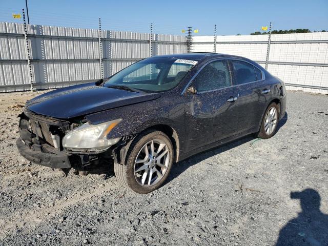 NISSAN MAXIMA S