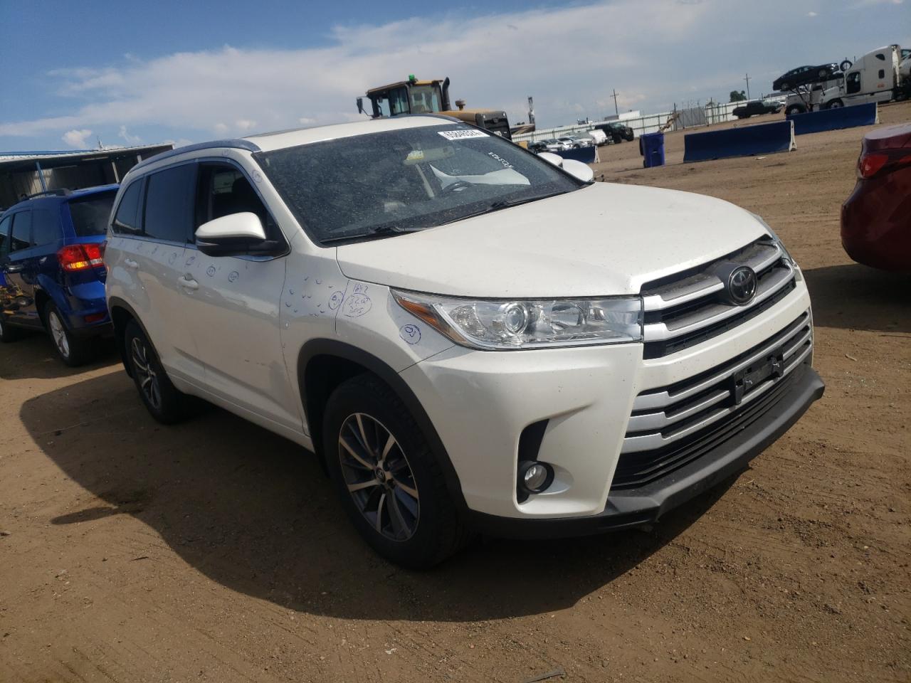 Lot #2826364104 2018 TOYOTA HIGHLANDER