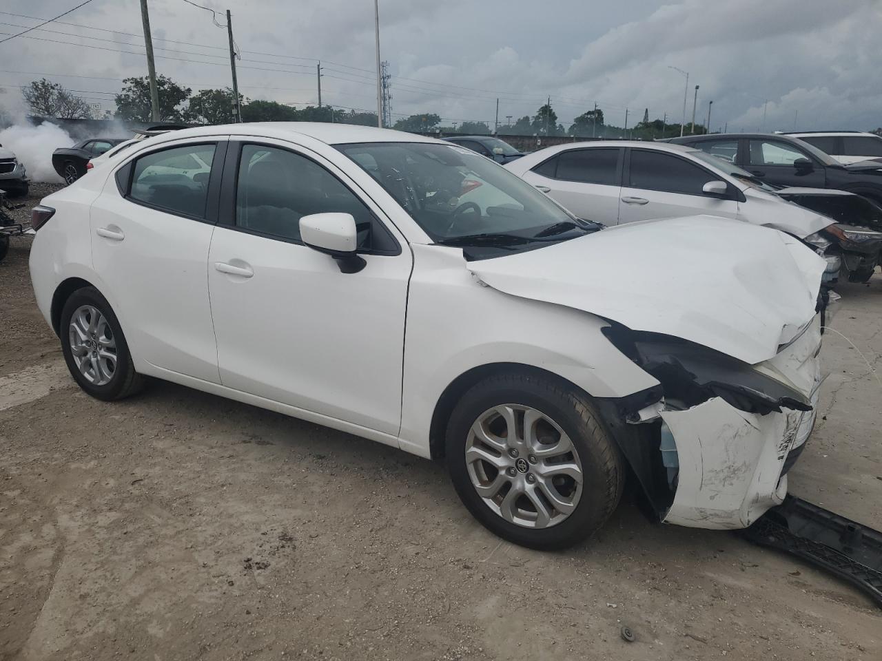 Lot #3030746124 2018 TOYOTA YARIS IA