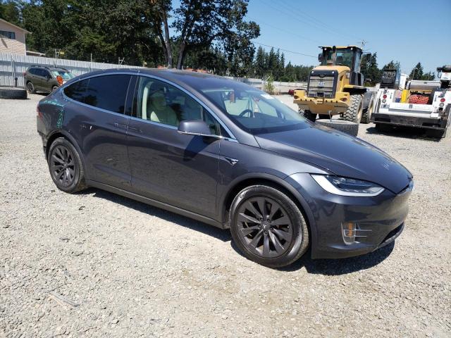 VIN 5YJXCDE27JF104690 2018 Tesla MODEL X no.4