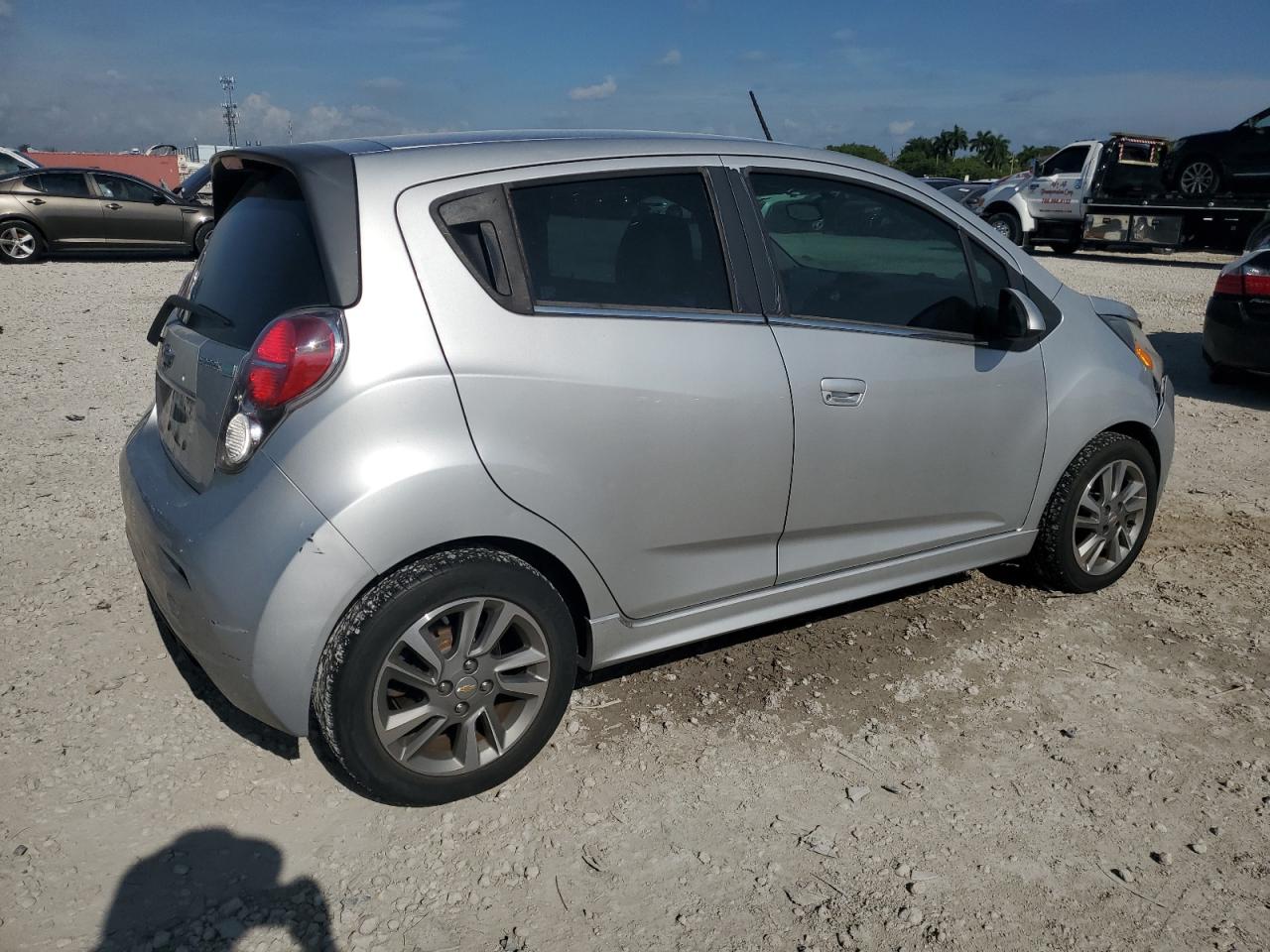 Lot #2818959125 2015 CHEVROLET SPARK EV 2