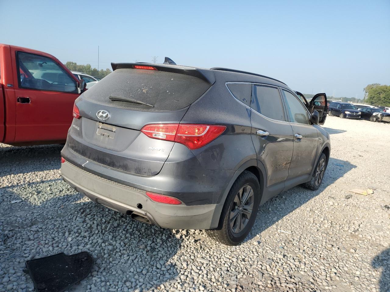 Lot #2773947430 2015 HYUNDAI SANTA FE S