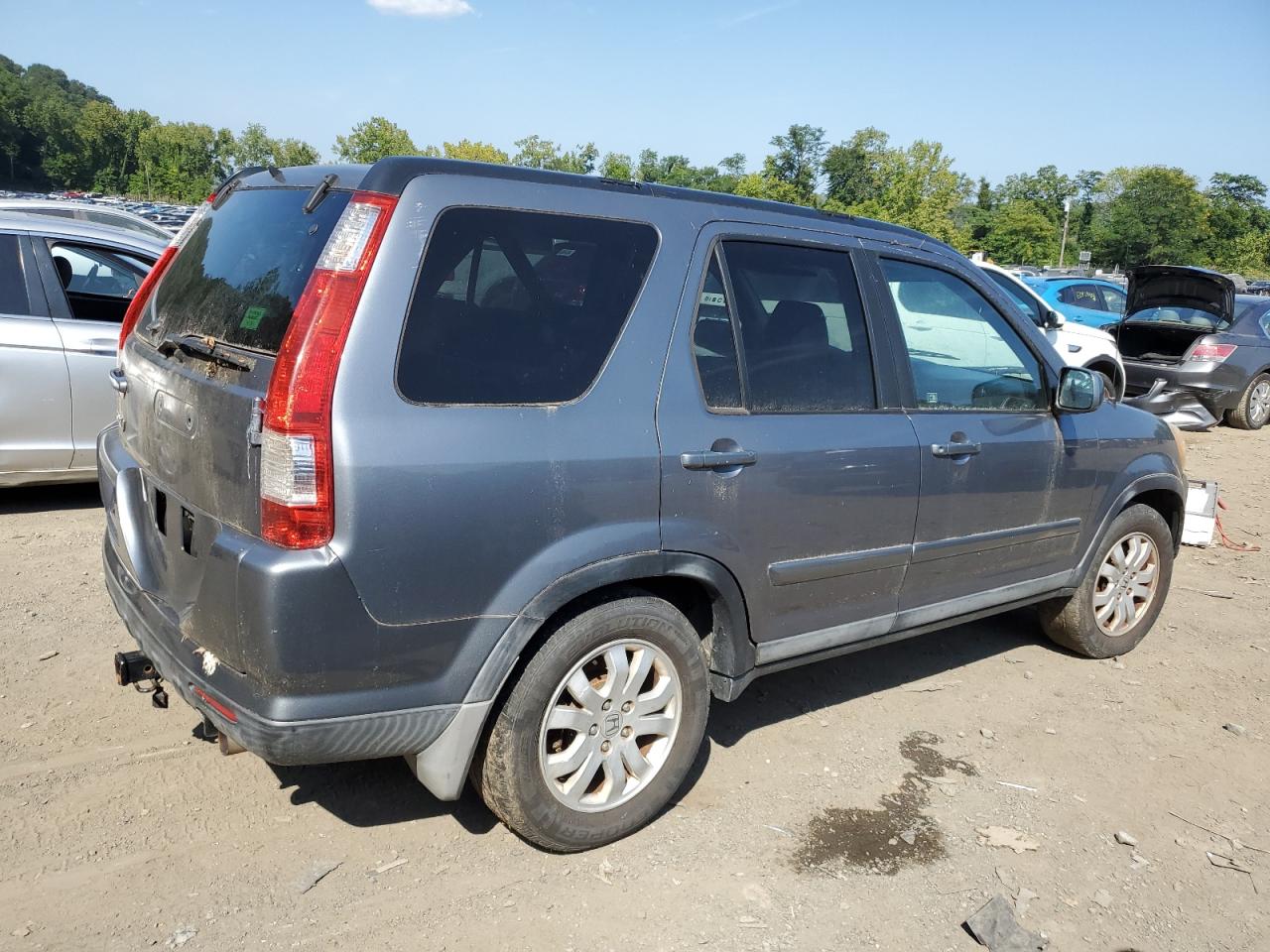 Lot #3028496911 2005 HONDA CR-V SE