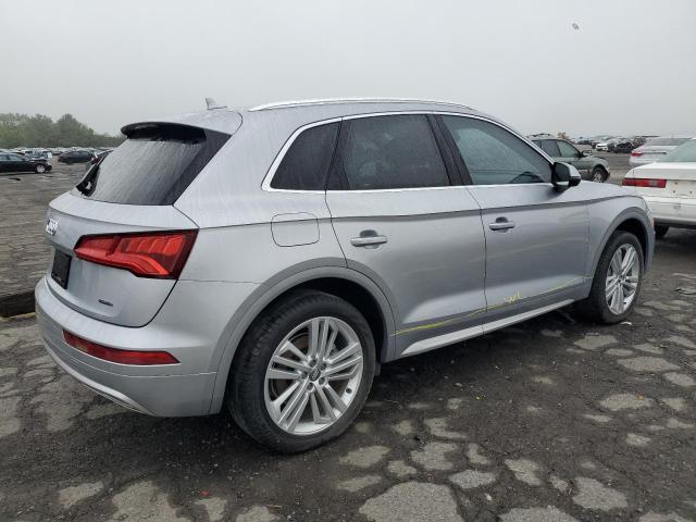 VIN WA1BNAFY7K2069475 2019 Audi Q5, Premium Plus no.3