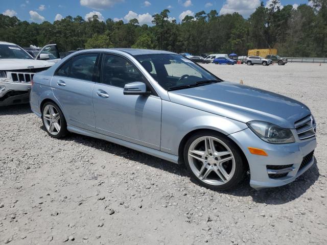 VIN WDDGF4HB5DR263358 2013 Mercedes-Benz C-Class, 250 no.4