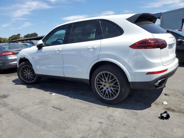 VIN WP1AA2A27HKA82871 2017 Porsche Cayenne no.2