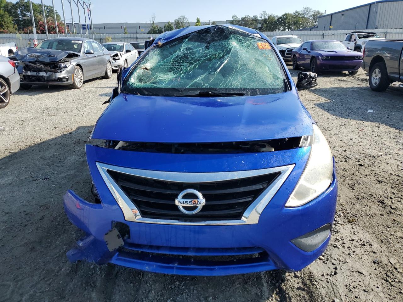 Lot #2776598053 2017 NISSAN VERSA S