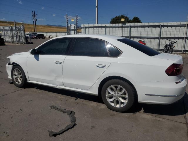 VIN 1VWAA7A30JC013444 2018 Volkswagen Passat, S no.2