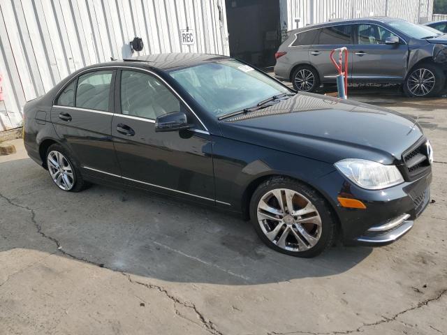 VIN WDDGF8AB5DR241796 2013 Mercedes-Benz C-Class, 3... no.4