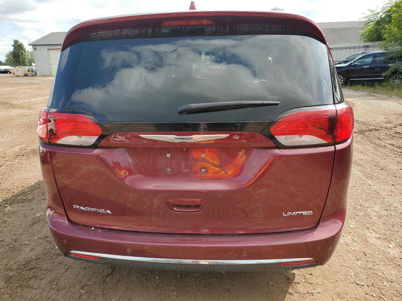 Lot #2843018144 2017 CHRYSLER PACIFICA L