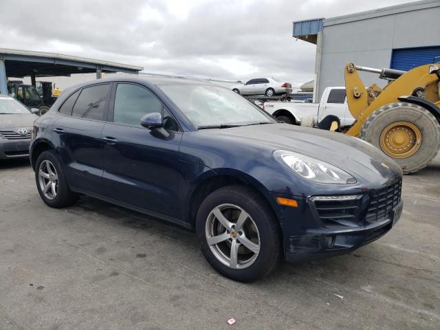 VIN WP1AA2A54HLB81930 2017 Porsche Macan no.4