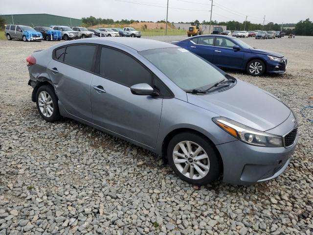 VIN 3KPFL4A70HE024788 2017 KIA Forte, LX no.4