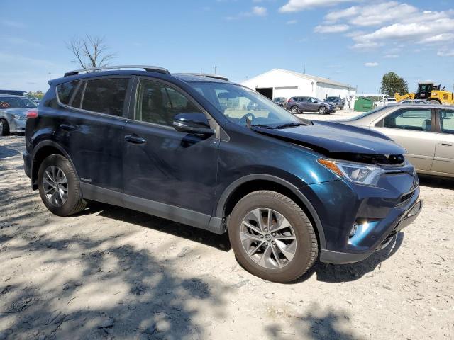 VIN JTMRJREV1HD117264 2017 Toyota RAV4, LE no.4