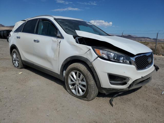 VIN 5XYPG4A34JG368896 2018 KIA Sorento, LX no.4