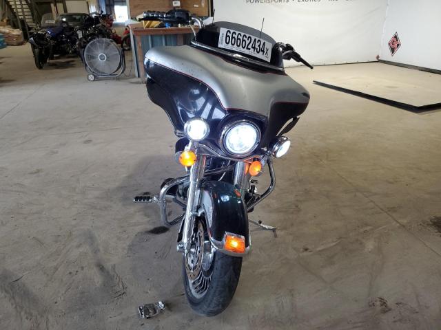2010 HARLEY-DAVIDSON FLHTCU 1HD1FC411AB657403