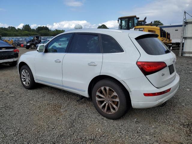 VIN WA1LFAFP2FA146323 2015 Audi Q5, Premium Plus no.2