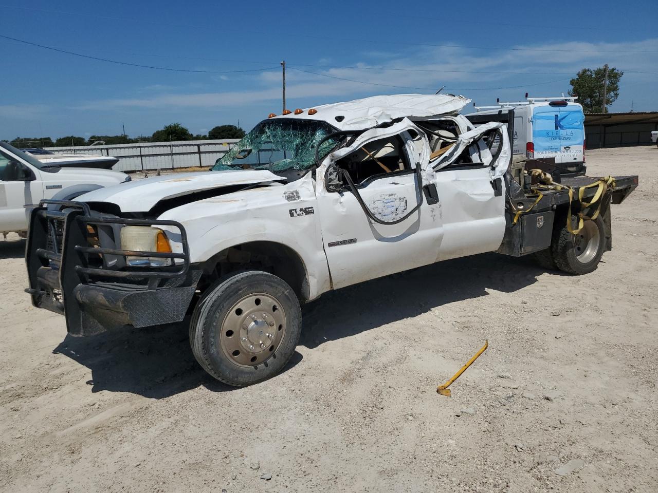 FORD F550 SUPER 2000 white  diesel 1FDAW56F2YEA85137 photo #1