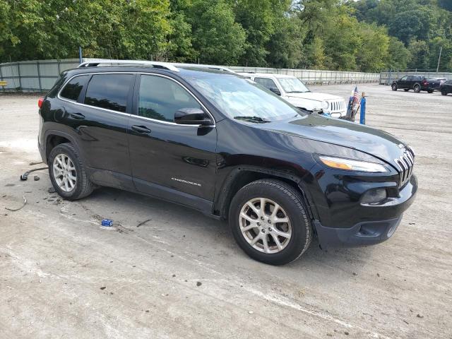 VIN 1C4PJMCS7HW563085 2017 Jeep Cherokee, Latitude no.4