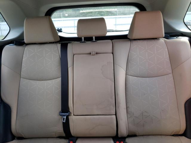 2022 TOYOTA RAV4 XLE - JTMRWRFV7ND567609