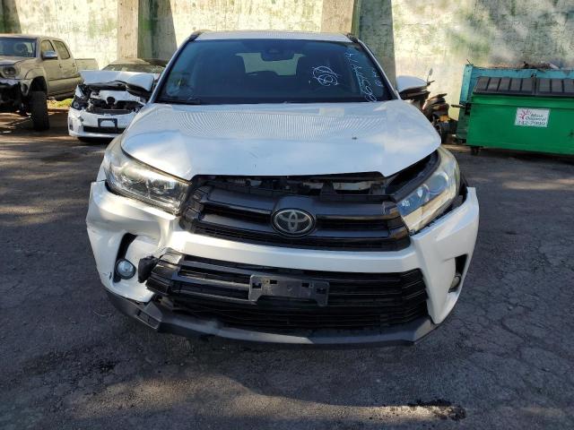 VIN 5TDKZRFH0HS219436 2017 Toyota Highlander, SE no.5