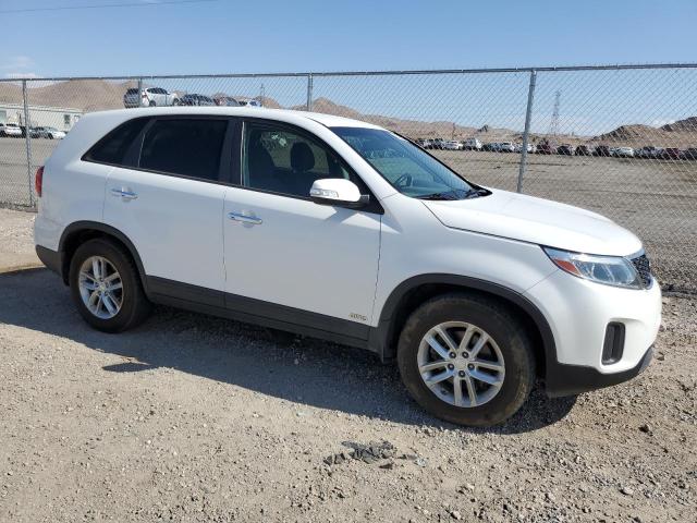 VIN 5XYKTCA60FG551021 2015 KIA Sorento, LX no.4