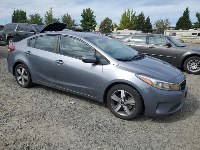 VIN 3KPFL4A79JE249281 2018 KIA Forte, LX no.4