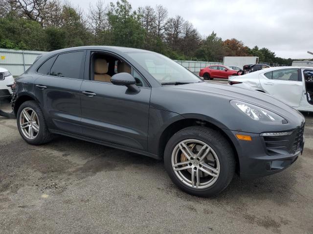 VIN WP1AB2A51JLB33126 2018 Porsche Macan, S no.4