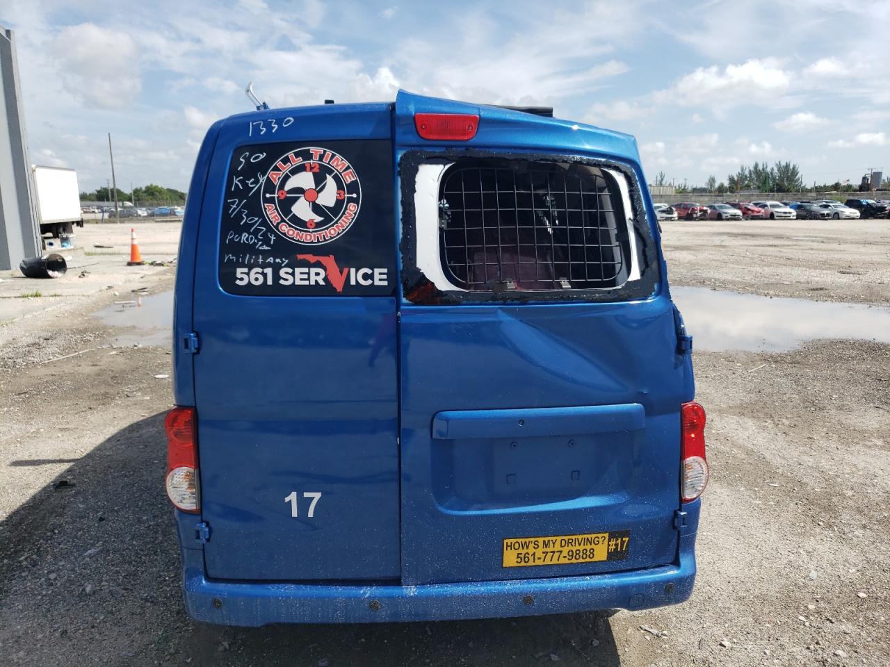 NISSAN NV200 2.5S