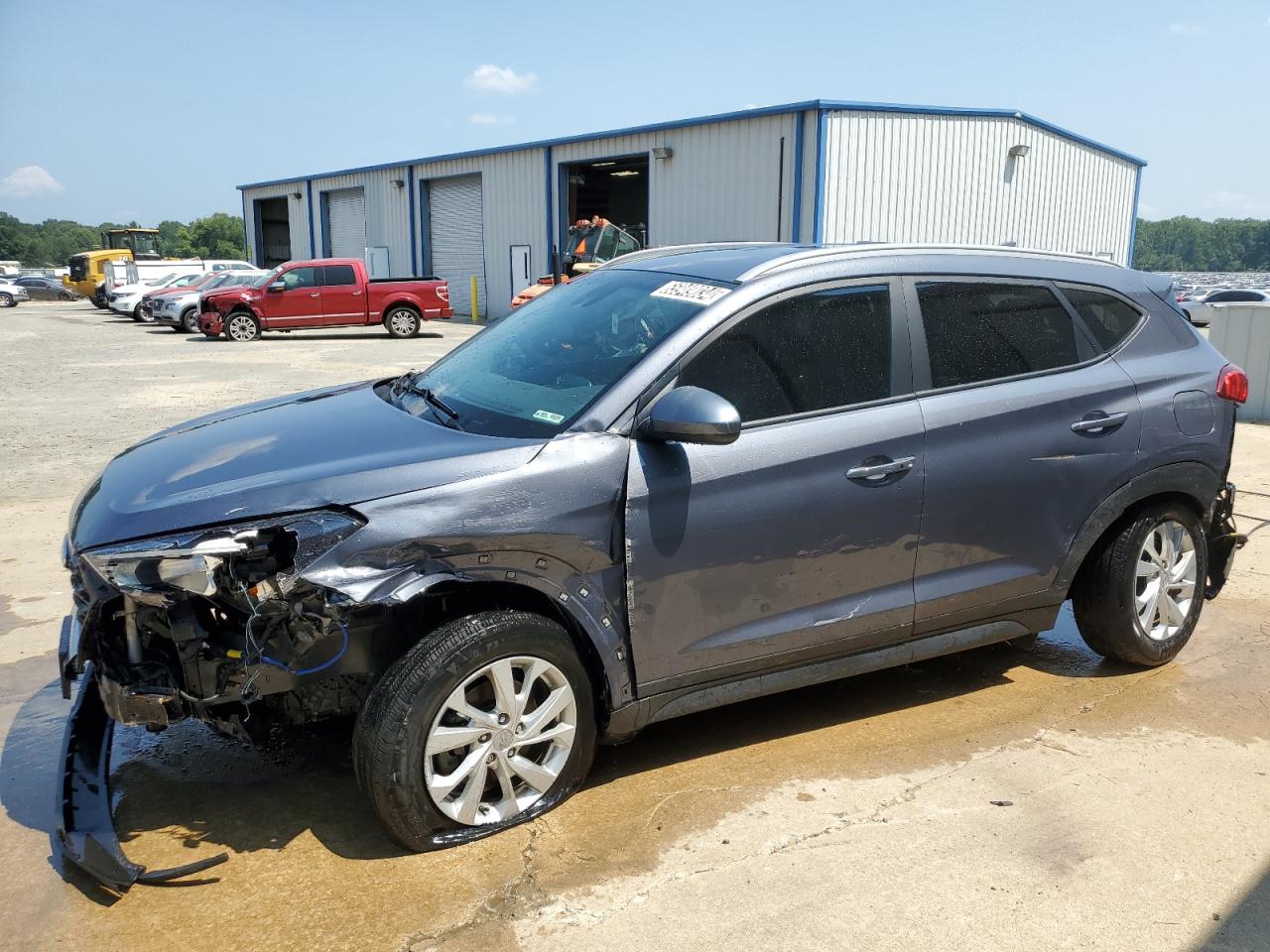  Salvage Hyundai TUCSON